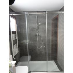 Modelo Atenas con puerta abierta