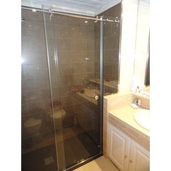 Detalle vidrio fijo en murete